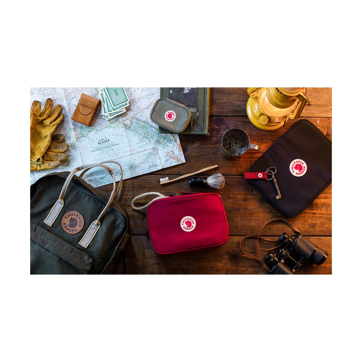 KÅNKEN TRAVEL WALLET - US 7397