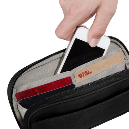 KÅNKEN TRAVEL WALLET - US 7397