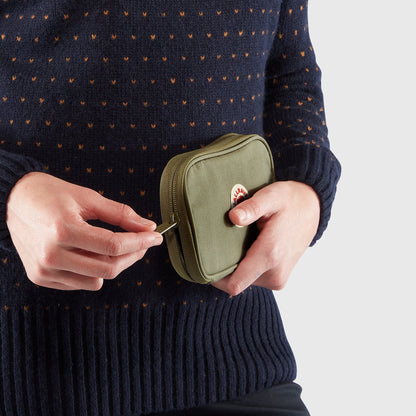 KÅNKEN TRAVEL WALLET - US 7397