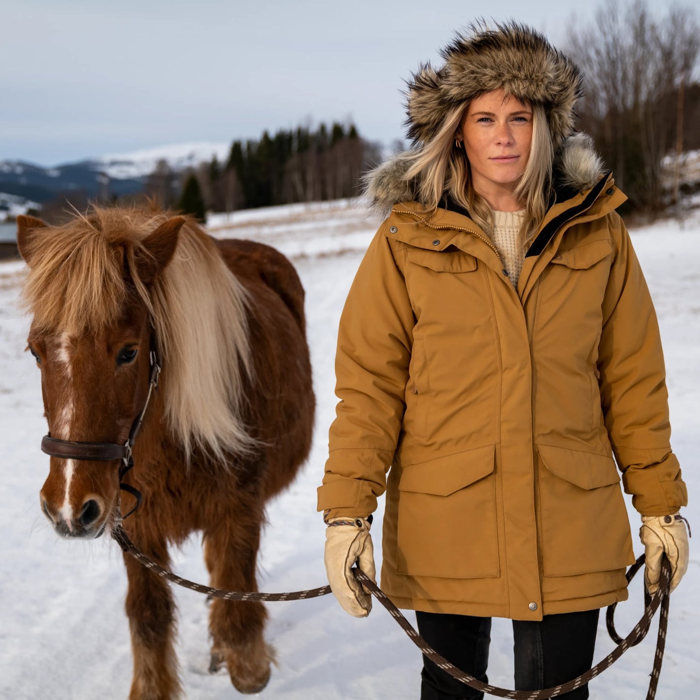 NUUK PARKA W - US 6822