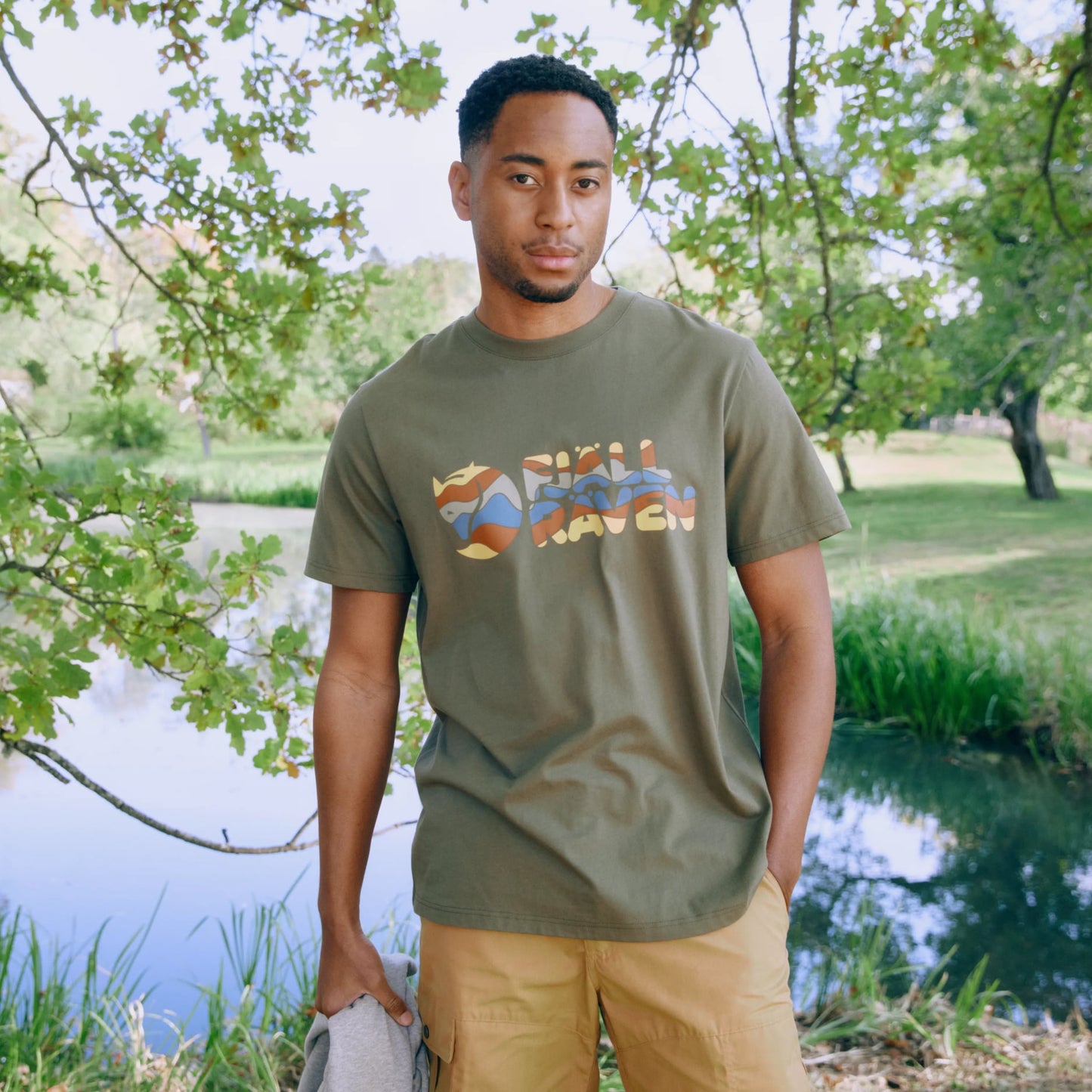 MULTICOLOR LOGO T-SHIRT M - US 9499
