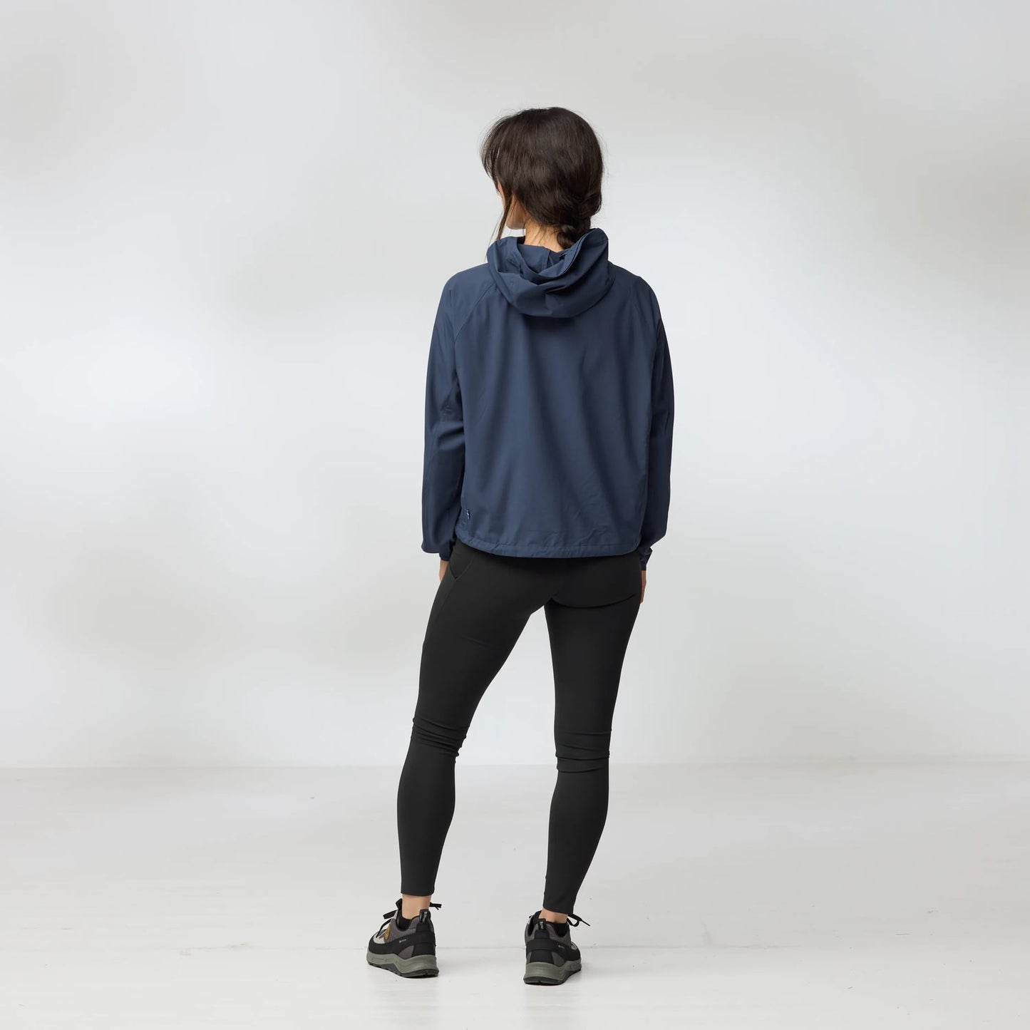 HIGH COAST SHORT WIND HOODIE W - US 8543