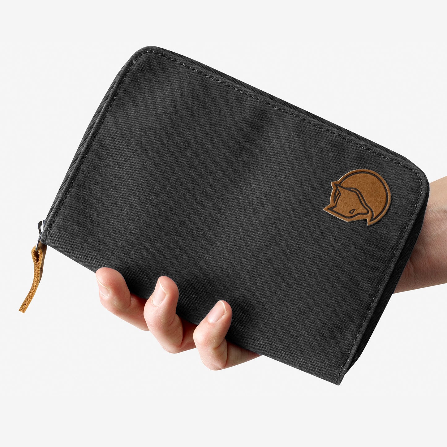 PASSPORT WALLET - US 2255