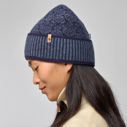 SNOW BEANIE - US 8607