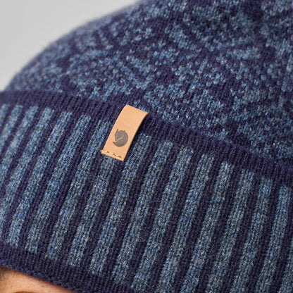 SNOW BEANIE - US 8607